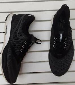 Nike Mujer Zoom Strike AJ0188-003 Negro Zapatos para Correr Con Cordones Parte Superior Baja Talla 7 - Imagen 1 de 9