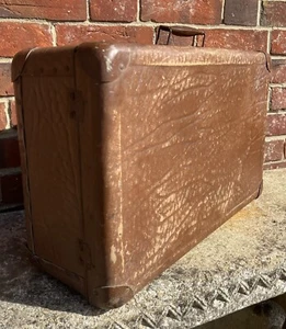 Small Vintage Mock Croc Suitcase / Vintage Styling Suitcase - Picture 1 of 16