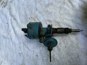 Chevy 6 Cylinder Inline 235 216 Distributor - Picture 1 of 3