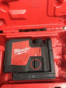 Milwaukee 3510-21 Rechargeable 3-Point Laser - Black - Picture 1 of 1