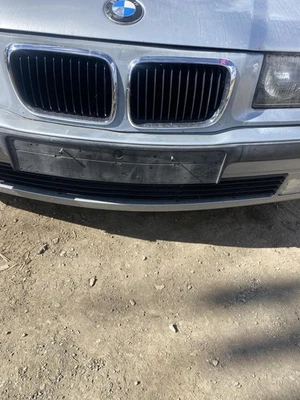 BMW 3 SERIES FRONT BUMPER E36 (DETACHABLE GRILL) 11/94-09/00 - image 1 of 4