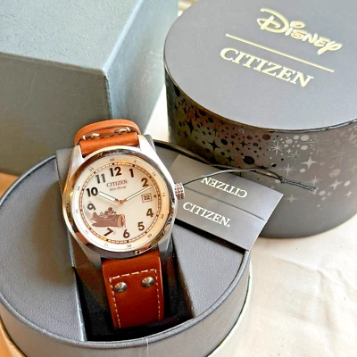 Часы мужские Citizen Disney Mickey BV1088-08W Eco-Drive 40 мм серебристые коричневая кожа - Изображение 1 из 4