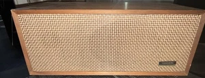 Vintage Realistic Solo-4 Cabinet Bookshelf Speaker : GREAT Used Shape! - Picture 1 of 10