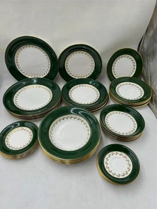 42 PCS SPODE GREEN VELVET BONE CHINA ENGLAND 6) 7 PC PLACE SETTINGS *READ* - Picture 1 of 8