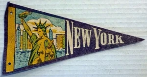 New York City Statue of Liberty Vintage Felt Travel Pennant 7.5" Purple Gold - Picture 1 of 3