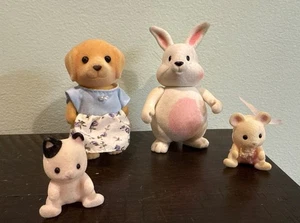 Little Li'l Woodzeez Lil Hoppingood White Bunny Figures Family Lot 4 - Picture 1 of 9