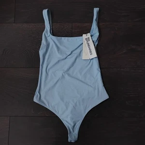 Neu No Boundaries Damen XS 0-2 blau Tanga Body Druckknopfverschluss Stretch - Bild 1 von 3
