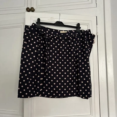 Monsoon Women's knee length straight polka dot Skirt Size 22 - Image 1 of 4