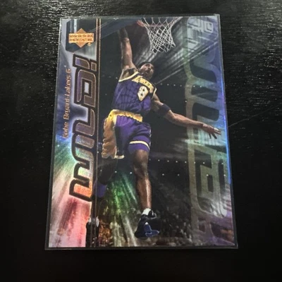 1999-00 Upper Deck Wild! Коби Брайант #W1 Лос-Анджелес Лейкерс HOF РЕДКАЯ ВСТАВКА - Изображение 1 из 2