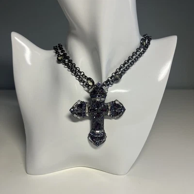 Collar Cruz Piedras Preciosas Cristal Púrpura Coleccionables Reales por Adrienne NUEVO  Foto 1 de 4