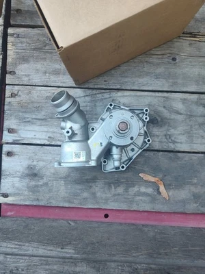 BMW X3 Z4 X5 Compatible Electric Engine Water Pump - Image 1 of 4