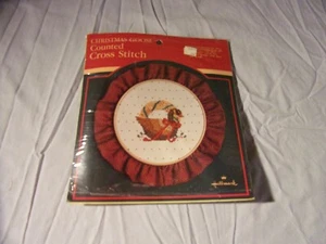Hallmark Christmas Goose Counted Cross Stitch Craft Kit Vintage 7" Ring - Picture 1 of 2