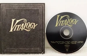 PEARL JAM 1994 VITALOGY DIGIPAK MUSIC CD EXCELLENT - Picture 1 of 5