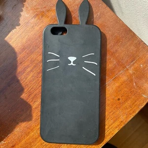 iPhone 6s Black Bunny Rabbit Case Excellent Condition - Zdjęcie 1 z 2