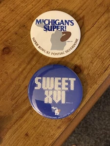 VINTAGE 2 PIN LOT SUPER BOWL XVI 3” BUTTON NFL “SWEET XVI” MICHIGAN SILVERDOME - Picture 1 of 2