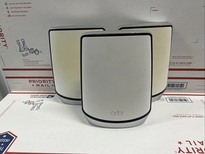 NETGEAR Orbi RBR850 Router & two RBS850 Satellite Units USED FAST SHIPPING - Image 1 of 4