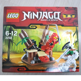 LEGO 2258 Ninjago Ninja Ambush Kai vs Bonezai New Sealed MISB Vintage 2011