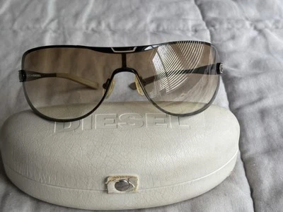Винтажные солнцезащитные очки 90-х DIESEL Mod DS 0049 б/у в отличном состоянии с оригинальным чехлом - Изображение 1 из 4