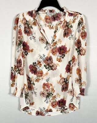 Dalia Top Mujer Pequeño Marfil Rojo Floral Acanalado Hombros Pullover Mangas Largas Foto 1 de 4