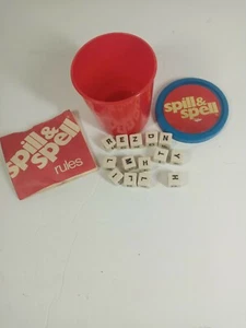 Juego de palabras para derramar y hechizar de colección Parker Brothers 14 cubos taza juego de crucigramas  - Imagen 1 de 12