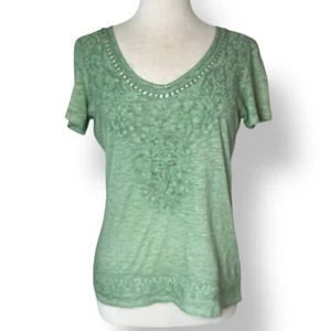 Tribal Jeans Green Embroidered V Neck Tee Shirt with Cut Out Detail Sz XS - Picture 1 of 9