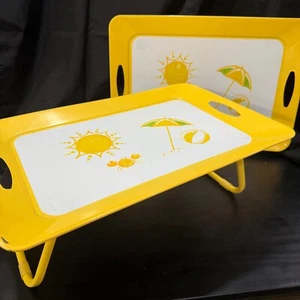 Two Matching Yellow TV Trays w/Build-in 7” Stands  Beach Ball Sun Umbrella Crab - Picture 1 of 9