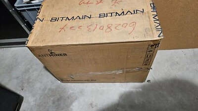 Bitmain antminer s19 82T nuovo, 6 pezzi - Immagine 1 di 2