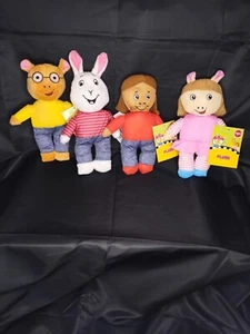 Arthur and Friends Plush Toy Set of 4 DW Buster Francine Arthur Stuffed Doll NEW - Picture 1 of 5