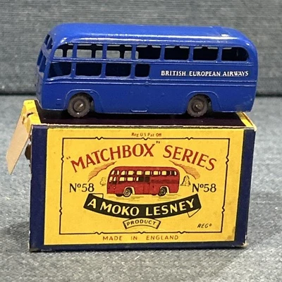 MOKO Lesney Matchbox 1958 No.58 BEA Coach con caja dañada Foto 1 de 4
