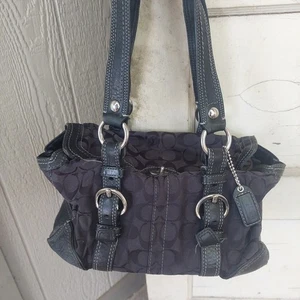 Bolso Cartera Coach #10986 Chelsea Signature Jacquard Turnlock - Negro C's - Imagen 1 de 14