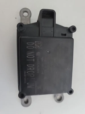 OEM NISSAN FRONT CRUISE CONTROL DISTANCE RADAR SENSOR 28438-5HK5A Used - Image 1 of 4