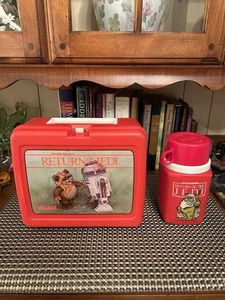 1983 Thermos Star Wars Return of the Jedi Wicket Lunchbox w/ Thermos Read/ Pics - Picture 1 of 22
