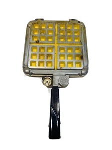 Vintage Nordic Ware Waffle Maker #15000 BUNDT BELGIUM Camping, Hiking, Outdoors - Picture 1 of 8