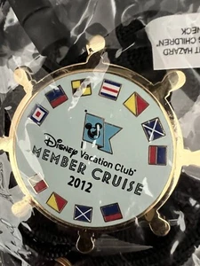 DVC MEMBER CRUISE MEDALLION 2012 W/ LANYARD DISNEY VACATION CLUB NEW - Picture 1 of 3