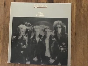 Queen - The Game 1980 Elektra Vinyl Record Album 5E-513 - Imagen 1 de 6