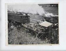1944 PHILADELPHIA PENNSYLVANIA TRAIN WRECK PHOTO VINTAGE ORIGINAL 7X9