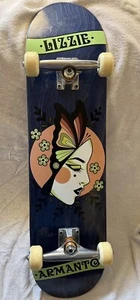 Birdhouse LIZZIE ARMANTO Pro Butterfly Monopatín Completo 8" HILARY JANE Arte - Imagen 1 de 20