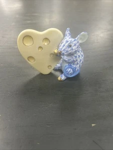 Herend Mouse With Heart Cheese Blue - Picture 1 of 5