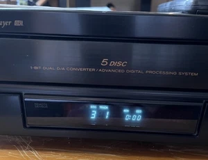 TEAC Vintage Compact 5 Disc CD Changer PD-D2391  Remote Manual Tested And Works - Picture 1 of 14