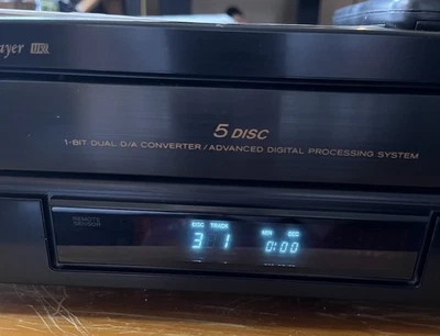 TEAC Vintage Compact 5 Disc CD Changer PD-D2391  Remote Manual Tested And Works - Image 1 of 4