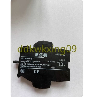 2PCS NEW EATON MOLELLER Button switch A22-EC20 - Image 1 of 4