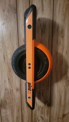 FUTURE MOTION Wall Mount for Onewheel Pint, Pint X or GT ABS