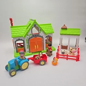 Pacchetto personaggi ELC Happyland Farm Suoni trattore stabile rimorchio persone e animali - Foto 1 di 8