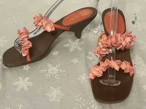NEW Kate Spade Women’s Coral 🪸 Real Shells Sandals heels Size 8 M Italy - Picture 1 of 8