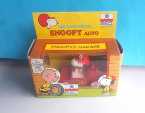 VINTAGE SNOOPY CAR ESCI DIE CAST METAL SNOOPY'S GARAGE NEW - Picture 1 of 4