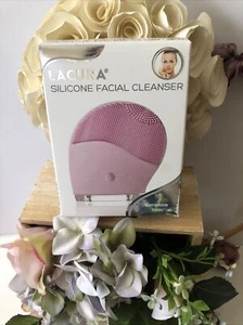 Lacura Silicone Facial Cleanser For Sensitive Skin Vibrating Brush New & Boxed - Picture 1 of 2