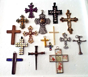 ***Vintage Jewelry LOT 16 CROSS THEME PENDANTS wearable!! - Picture 1 of 7