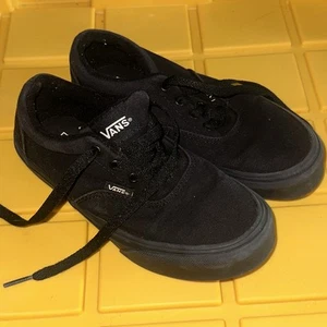 Vans Off The Wall Skateboard Shoes Black 508731 Low Top Lace Up Size 2 YOUTH - Picture 1 of 7