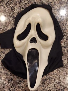 Scream Ghost Face Mask Easter Unlimited 9206 Fun World Halloween #88490 Vintage - Picture 1 of 7