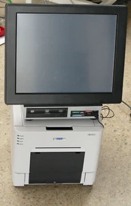 Fotoautomat FOTO KIOSK Terminal Passbild Automat  DNP  DS-RX1 Drucker - Bild 1 von 8